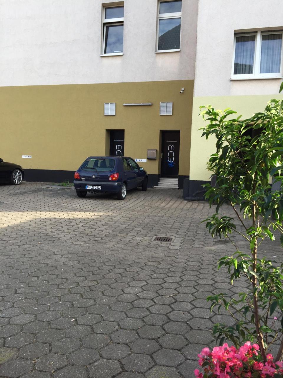 a-domo Apartments Oberhausen - Großzügige Wohnungen und Apartments Exterior foto
